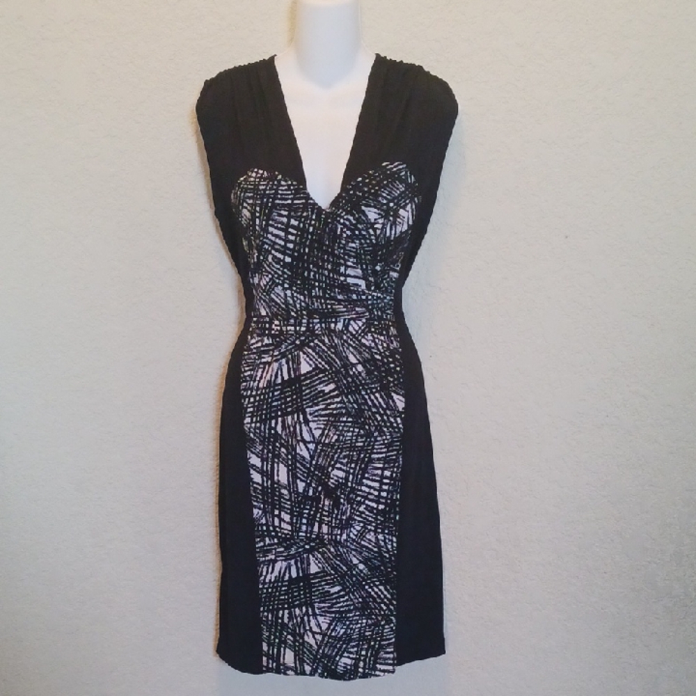 BCBGMaxAzria Black and White Midi Dress Size Large